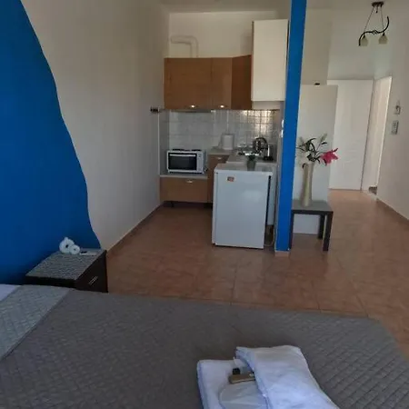 Apartment Angel / Blissful Blue